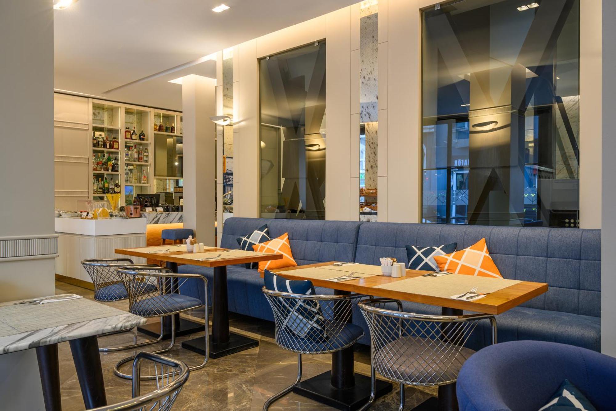 Four Points Flex By Sheraton Istanbul Taksim Square Esterno foto
