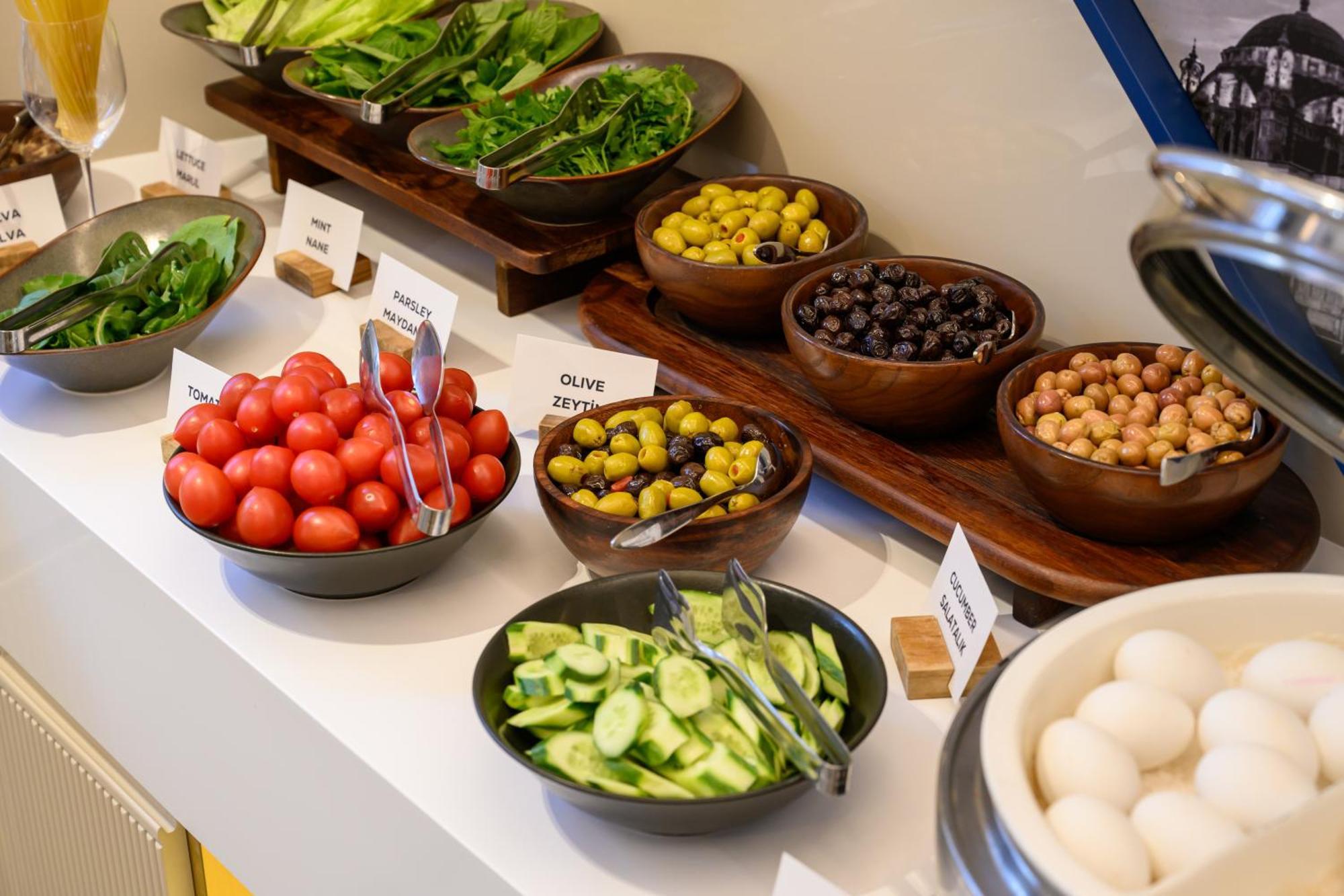 Four Points Flex By Sheraton Istanbul Taksim Square Esterno foto