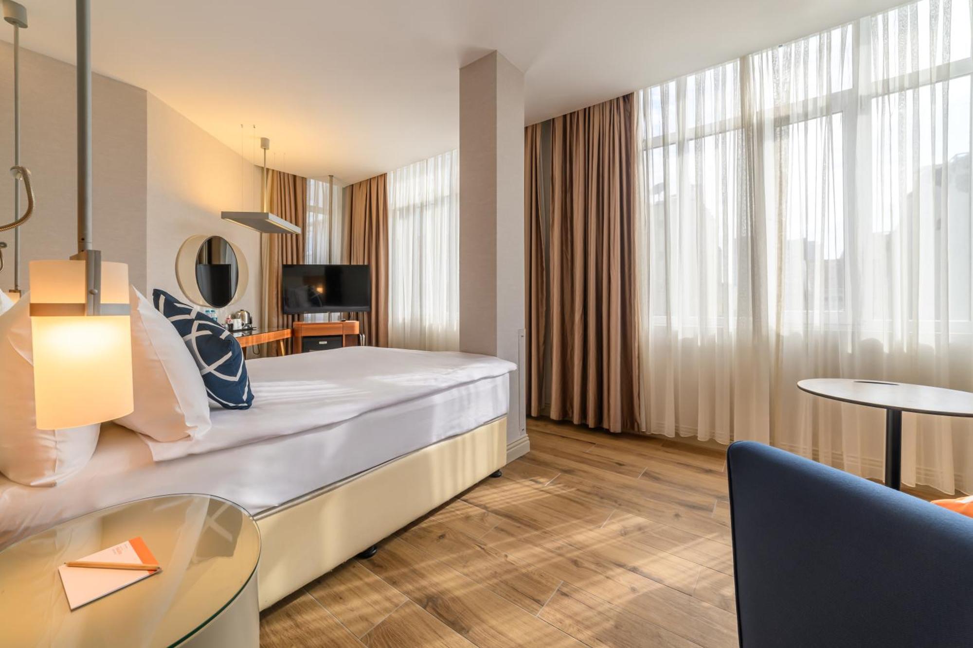 Four Points Flex By Sheraton Istanbul Taksim Square Esterno foto