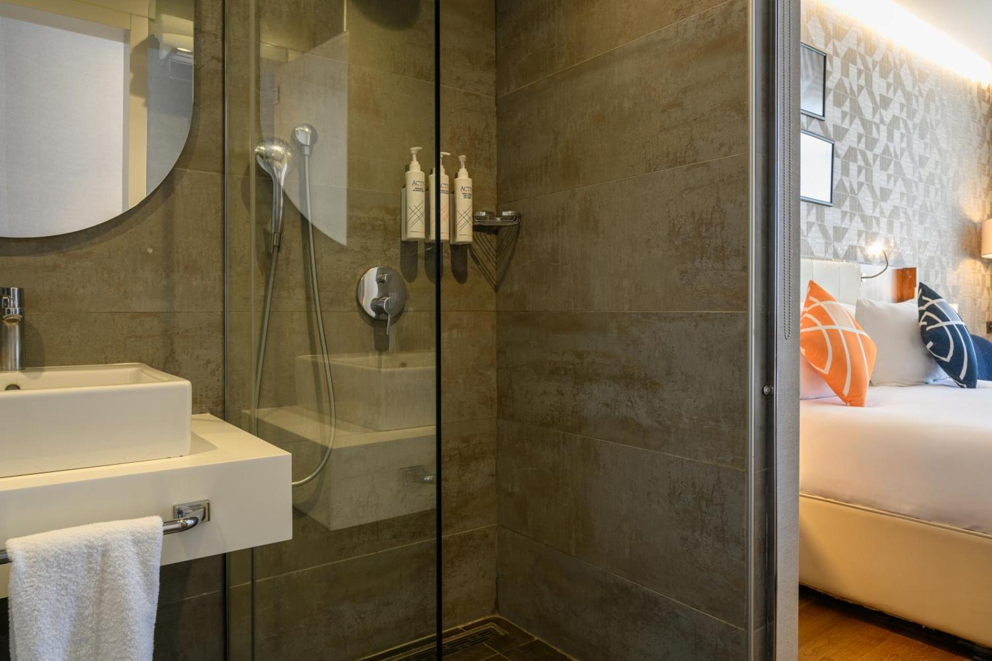 Four Points Flex By Sheraton Istanbul Taksim Square Esterno foto