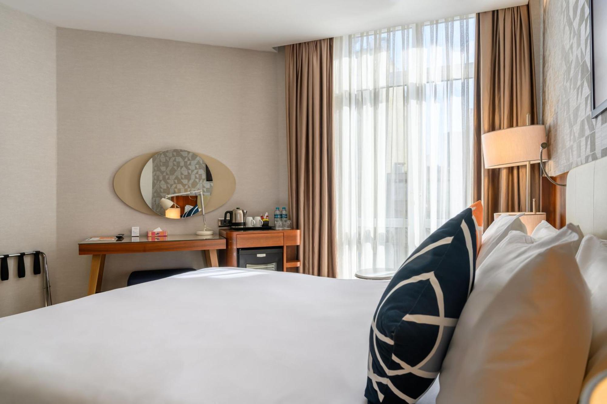 Four Points Flex By Sheraton Istanbul Taksim Square Esterno foto