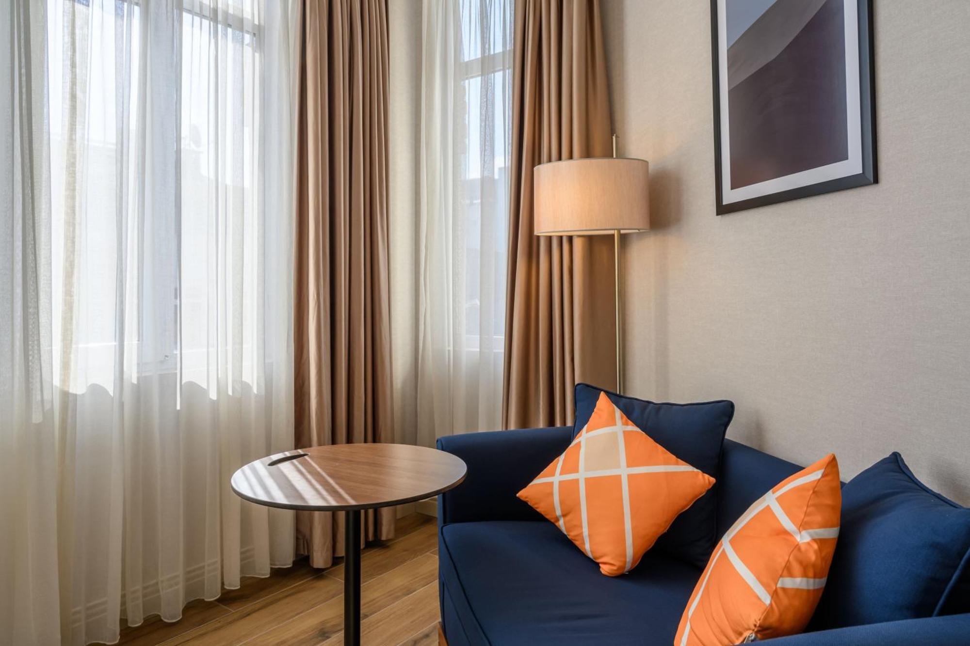 Four Points Flex By Sheraton Istanbul Taksim Square Esterno foto