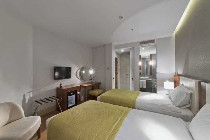 Four Points Flex By Sheraton Istanbul Taksim Square Esterno foto